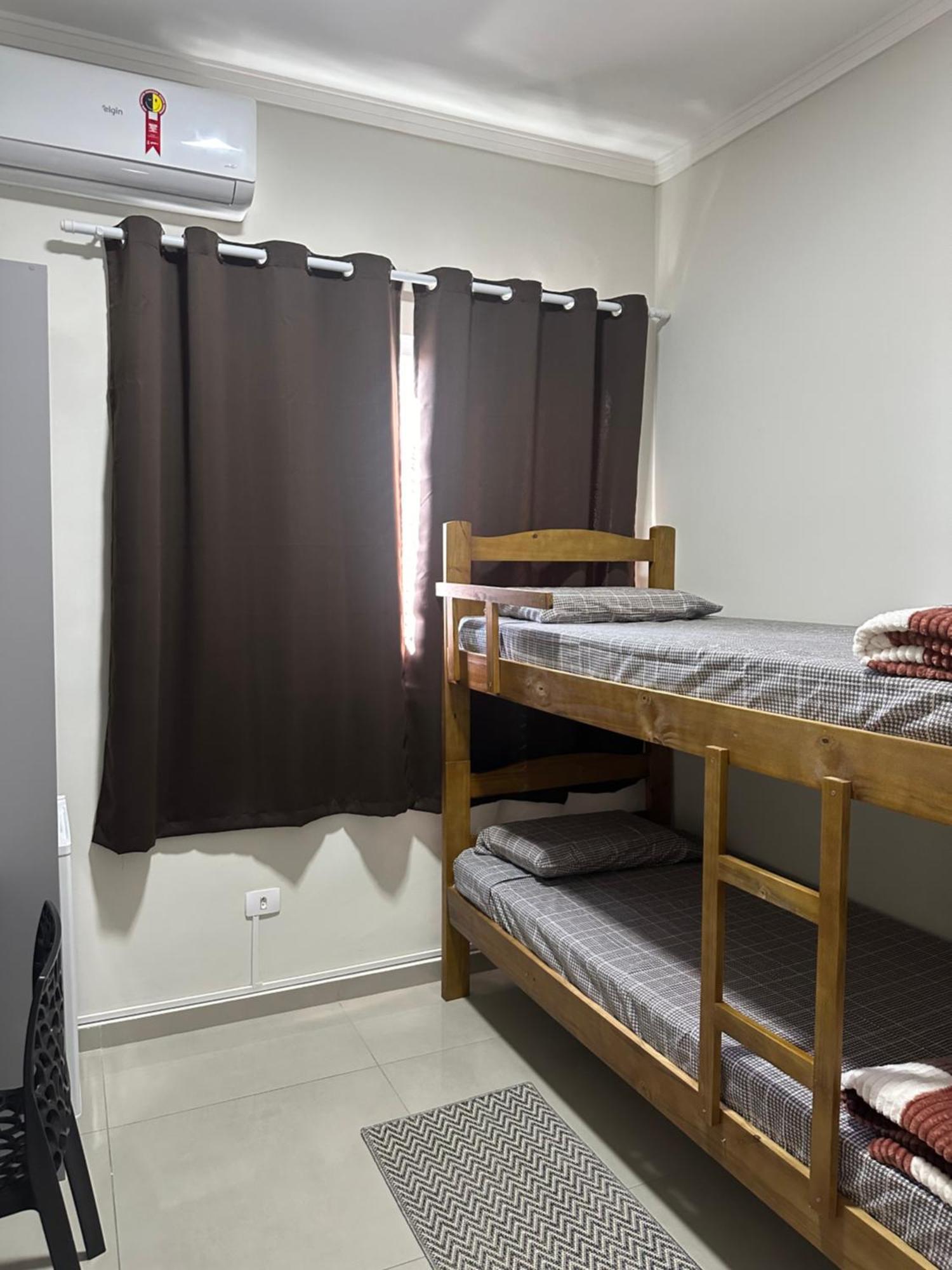 Guaru Inn Hostel Гуарульюс Экстерьер фото
